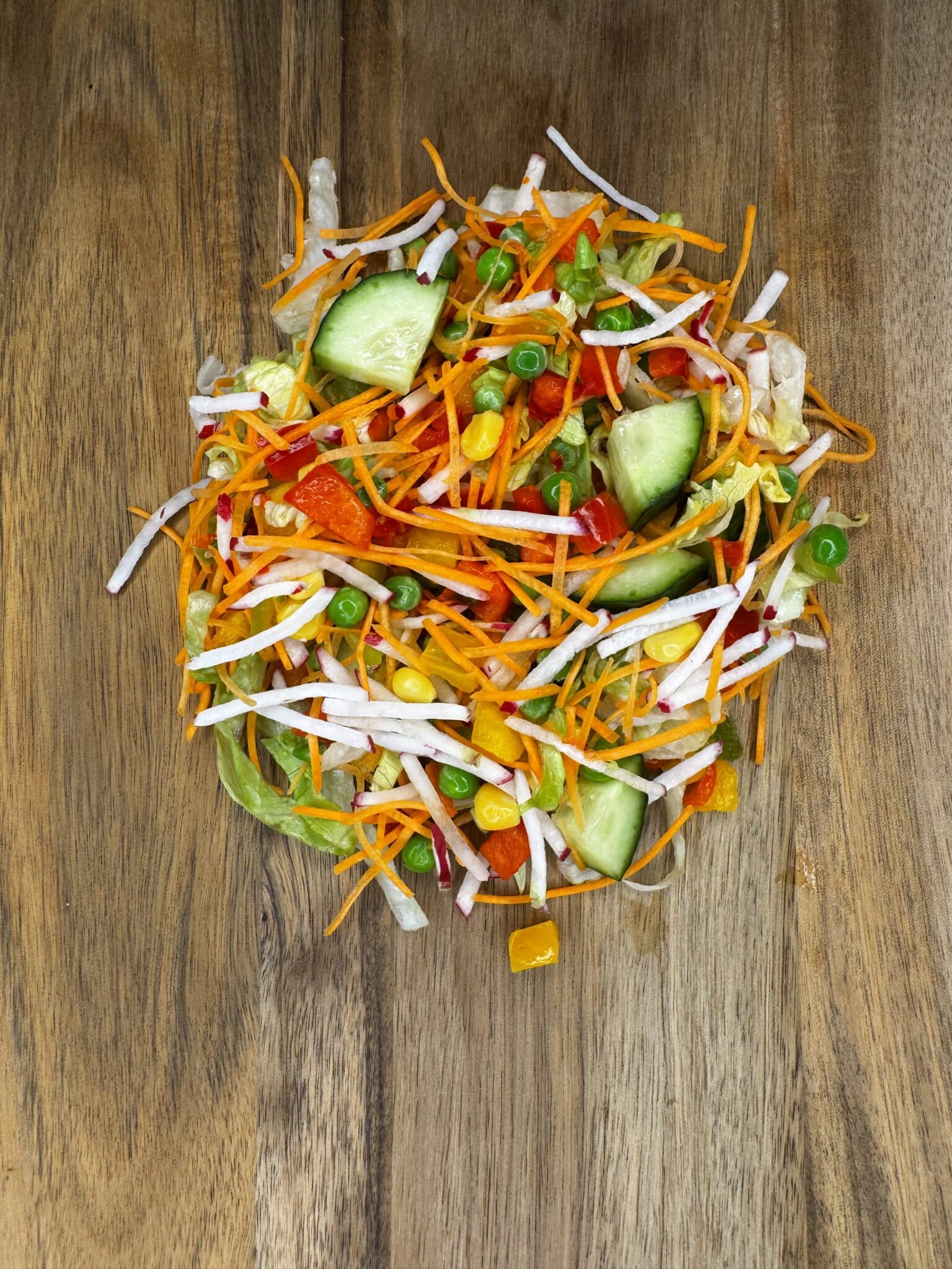 Catering med grøn salat i Odense og Faaborg