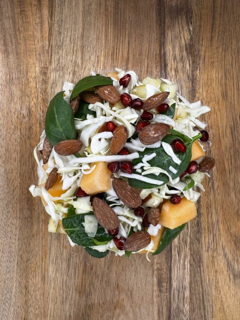 102. Spidskålssalat m